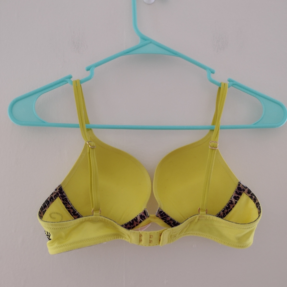 Victoria's Secret Vintage Yellow Very Sexy Push Up Bra with Graphic Size 34A - Picture 6 of 7